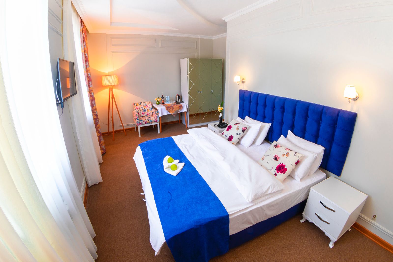 Room 4